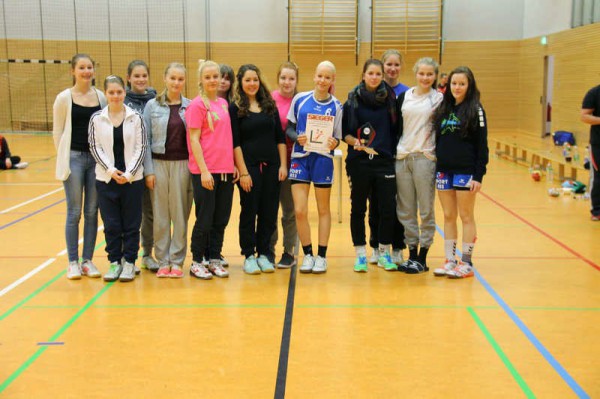 Souveräner Turniersieger in Barleben: Die weibliche C-Jugend der TSG Calbe. | Fotos: Barleber HC