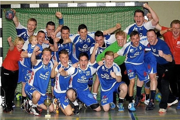 Erfolgreich im Sport, zu sehen in der Volksstimme - die Handballer der TSG Calbe   Foto: F.  Nahrstedt